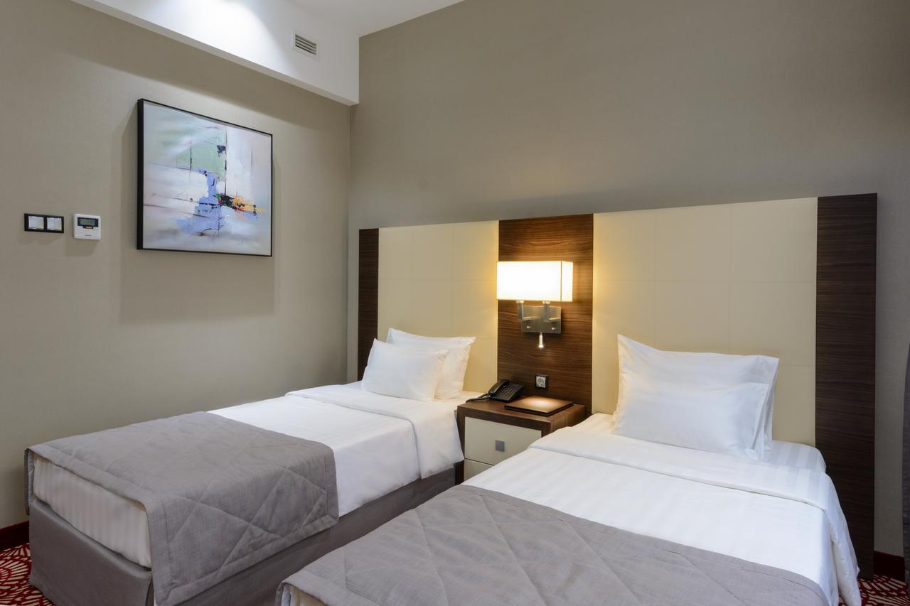 Hotel Senator Karaganda Zewnętrze zdjęcie