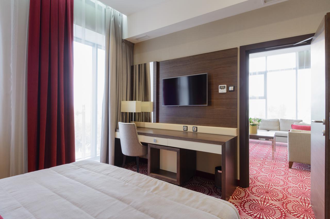 Hotel Senator Karaganda Zewnętrze zdjęcie