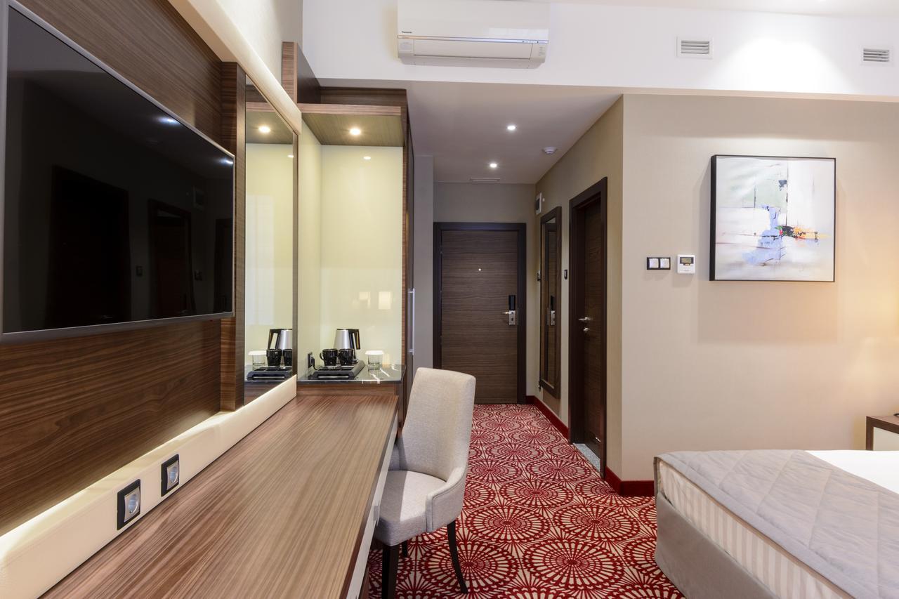 Hotel Senator Karaganda Zewnętrze zdjęcie